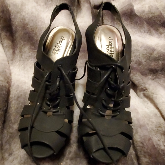 Platforms - Picture 2 of 4